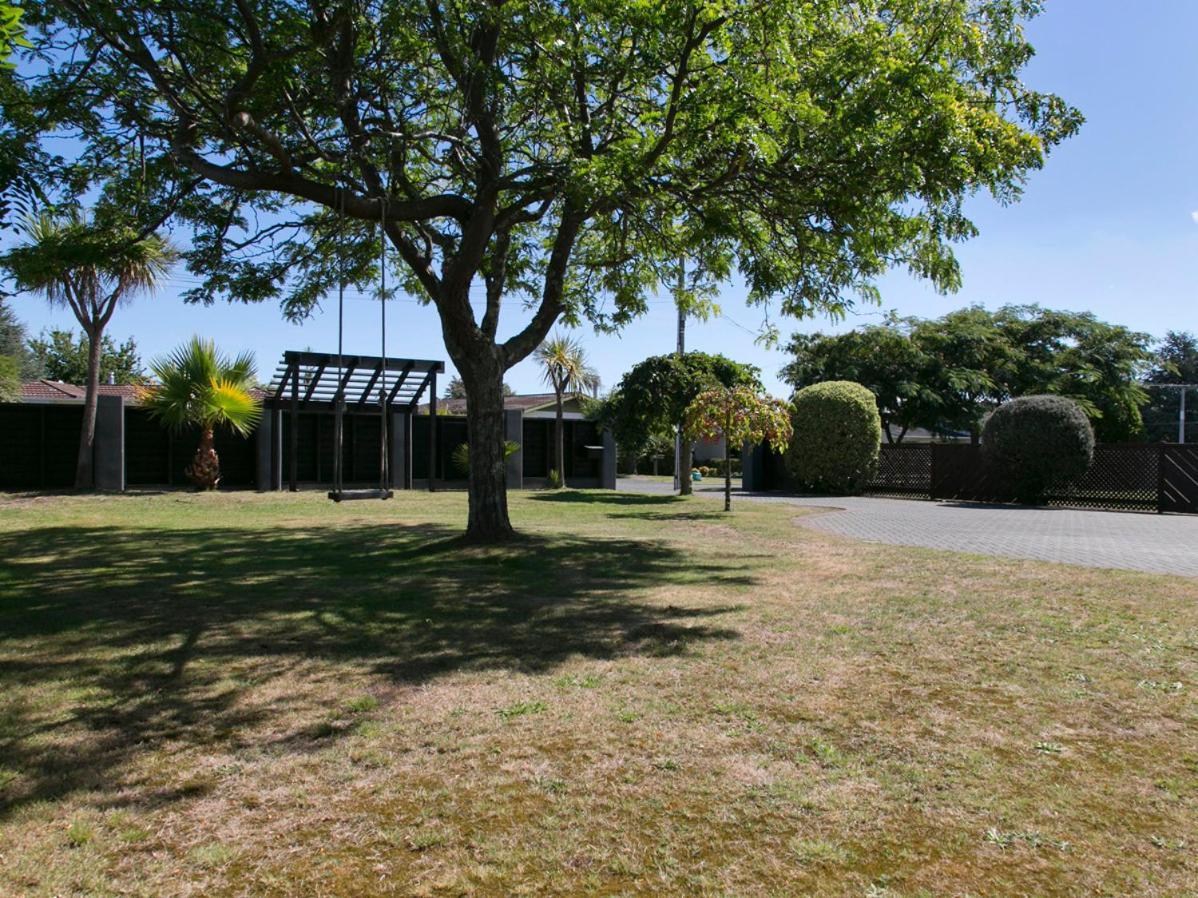 Taupo Escape - Rainbow Point Holiday Home Экстерьер фото